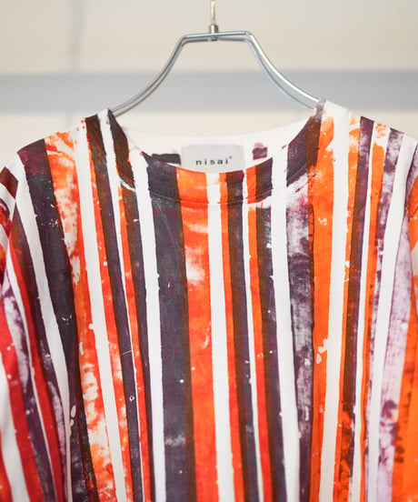 "色彩手刷りのTシャツ 2024年版 第一色" T-shirt with hand-printed colors