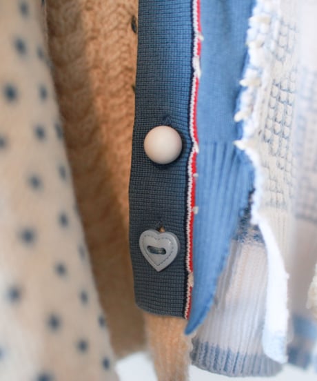 "君が笑う、遊ぶ青いカーディガン" Blue cardigan to play around, Rebuild by vintages