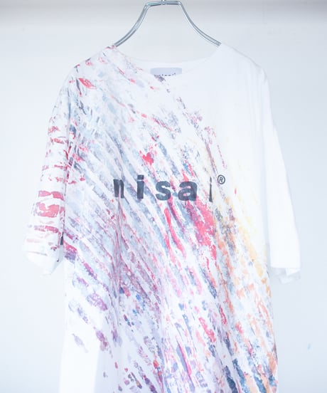 "色彩手刷りと刻まれた名前のTシャツ 第八色" T-shirt with hand-printed colors and engraved name