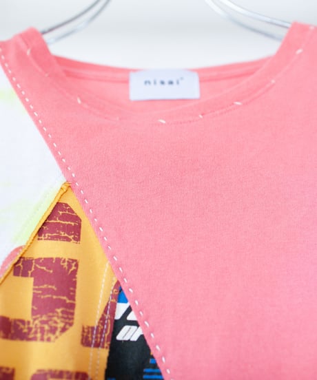 "ピンクナイトウィズイエローフラワーズ" pink night with yellow flowers T-shirt, Rebuild by vintages