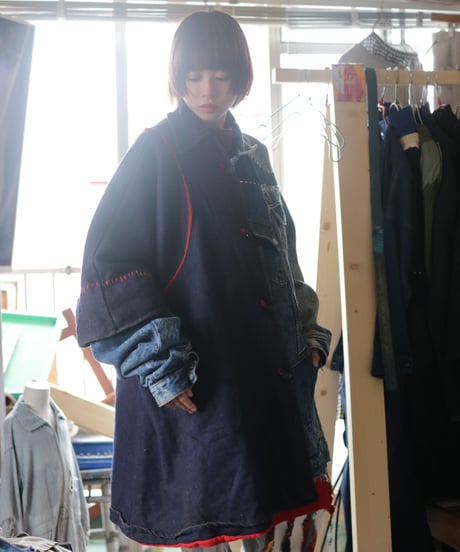 "赤が覗く夜" night with red gaze coat, reconstructed from french cloak and denim vintages