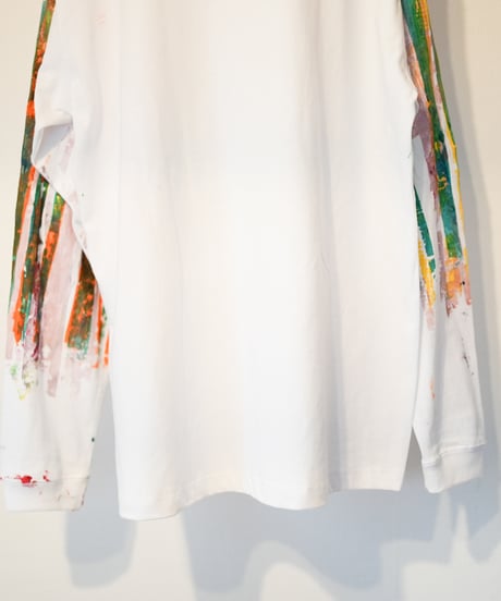 "色彩手刷りのロンT 2024年版 第一色" T-shirt with hand-printed colors