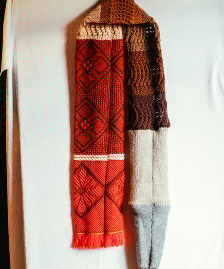 "灰髪少女とフランス" Vintage knit Rebuild Muffler by French antique and platinum