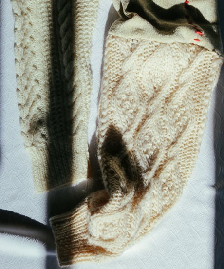 "赤手紡ぎ糸の手縫いステッチ" Vintage knit Rebuild Muffler by Red Hand-spun yarn Stitch