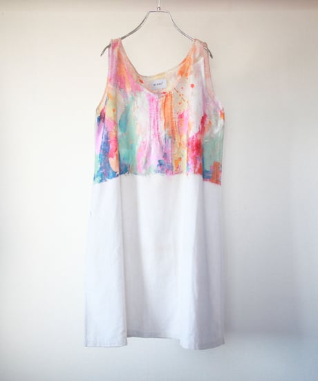 "肌を思う色彩" Colors that remind you of your skin, Hand-painted based on French One-piece