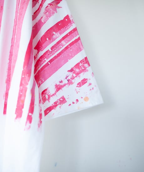 "まぶしいネオン" Dazzling neon, Hand-printed silk-screen T-shirt