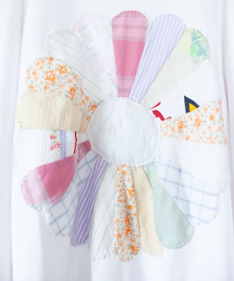 "私だけの花のトレーナー / 第一色" my own flower sweatshirt, patchworked by vintages