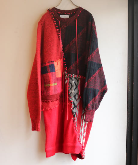 "彼女が忘れていった口紅" Rouge she forgot, reconstructed from red knit vintages