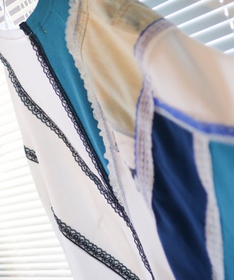 "飾継ぎのロングドレスオンザルーム" KAZARITSUGI Long dress on the room