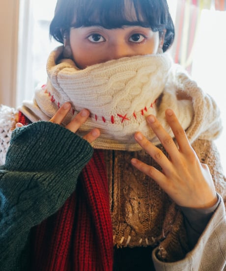 "赤手紡ぎ糸の手縫いステッチ" Vintage knit Rebuild Muffler by Red Hand-spun yarn Stitch