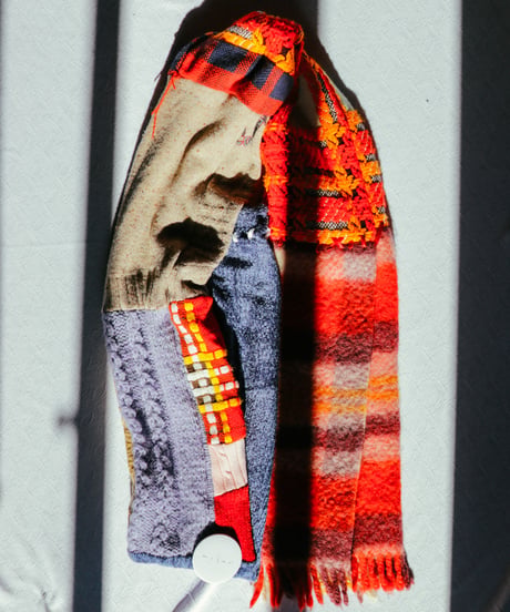 "リボンとラグ" Vintage knit Rebuild Muffler by Rug and Ribbon Stitch