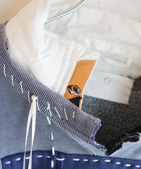 "虹の前の光" The light before rainbow pullover, reconstructed from mix vintages