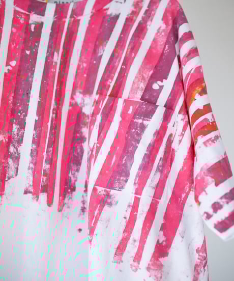 "赤い日差し" Red sunshine, Hand-printed silk-screen T-shirt