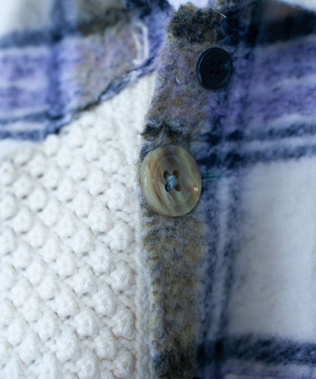 "ニットに侵食されてるコート" A coat eroded by knitwear, Rebuild by vintages