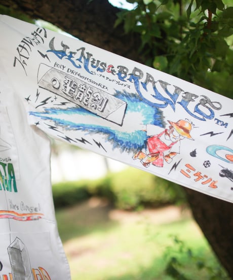 "あのころ好きだったものたちの手描きのショップコート" Hand-painted shop coat of [what I liked at that time], Based on Vintage