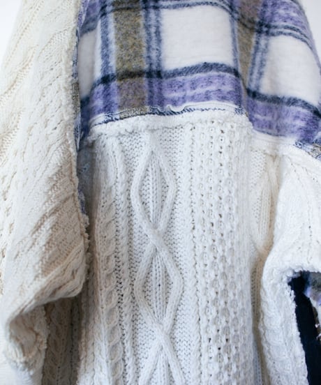 "ニットに侵食されてるコート" A coat eroded by knitwear, Rebuild by vintages