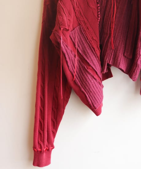 "群赤" crowd red knit, reconstructed from red knit vintages