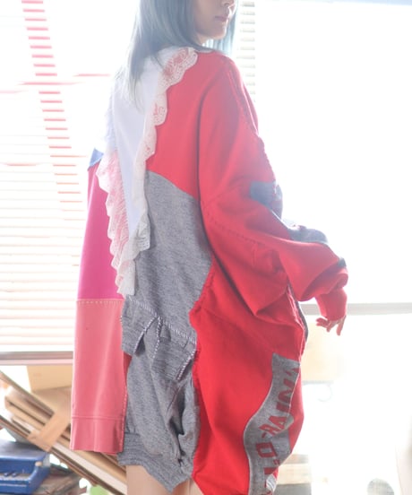 "リリィ" Lily Oversized multicolor patchwork and hand-stitching pull-over, rebuild by vintages
