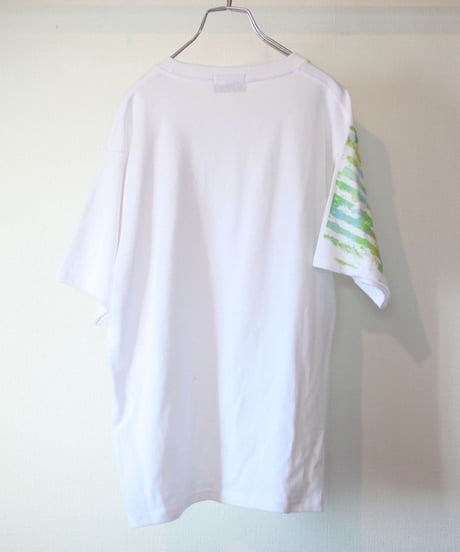 "うつむく青年" Shoegazer hand-printed T-shirt