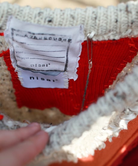 "その色情は不均衡なようで優しい手直しが繰り返されていた" Lust colors seemed to be unbalanced, and gentle repair was repeated