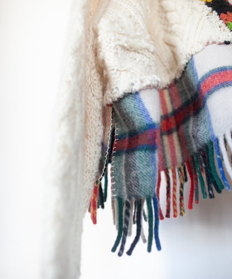 "あの日、白かっただけのニットセーター" turn the colors short-knit, Rebuild by vintages