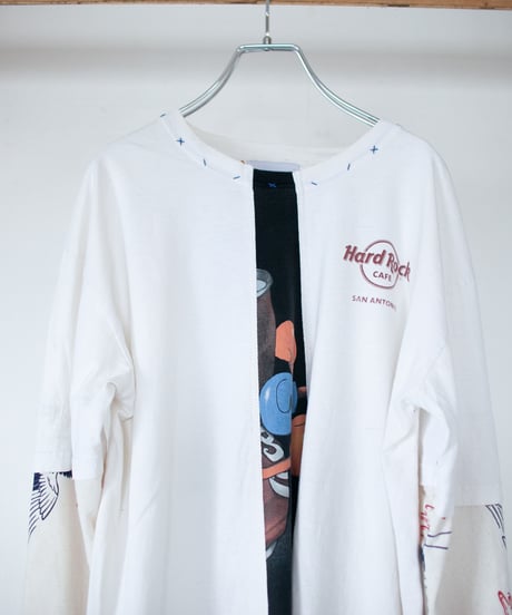 "胸にも両手にも背中にもいる" It's on my chest, in my hands, on my back, Rebuild by vintages