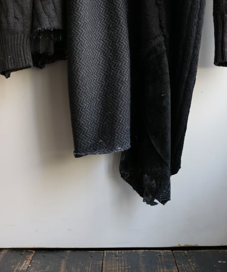 "計り知れない暗闇" unfathomable darkness over knit, reconstructed from black knit vintages