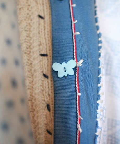 "君が笑う、遊ぶ青いカーディガン" Blue cardigan to play around, Rebuild by vintages