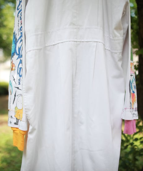 "あのころ好きだったものたちの手描きのショップコート" Hand-painted shop coat of [what I liked at that time], Based on Vintage
