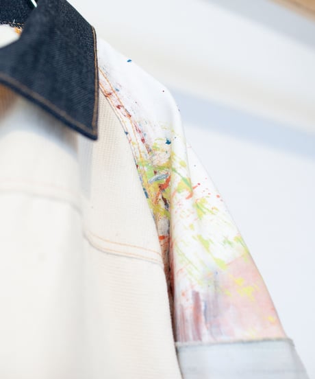 《nisai × soma komatsuno》"おわらない色彩" Patchwork and paint oversized jacket inspired by denim