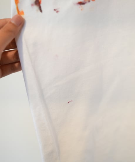"色彩手刷りのTシャツ 2024年版 第一色" T-shirt with hand-printed colors