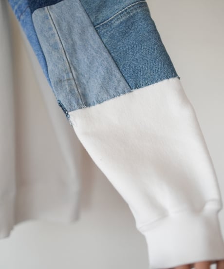 "つぎはぎのデニムスリーブトレーナー 第一色" Patchwork denim sleeve trainer, Rebuild by vintages