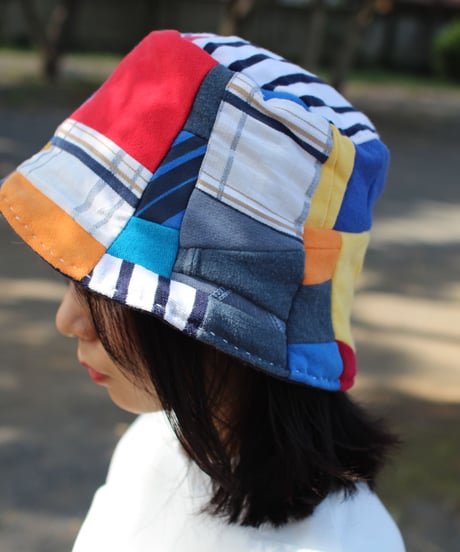 "あざやかな日々を思い出す為のバケットハット" Multicolor Trainer Patchwork hat, Rebuild by vintages