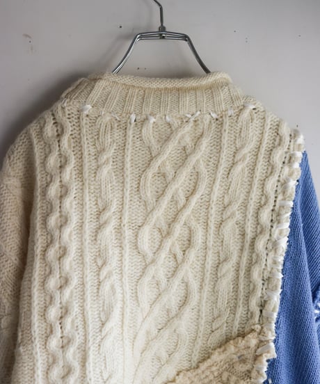 "あの日、青かっただけのニットセーター 2021年式" Past blue knit, reconstructed from blue and white knit vintages