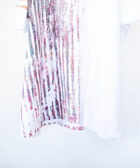 "色彩記録の手刷りのTシャツ 第四十色" T-shirt by Analog silk screen overlay blurring hand-print
