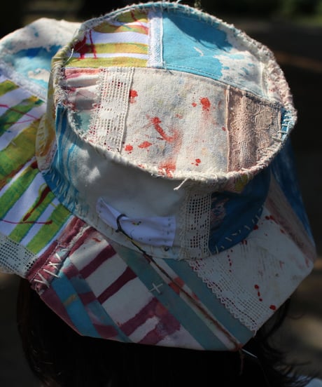"色になでられ" Painted cloth with Antique lace Patchwork hat, Rebuild by vintages