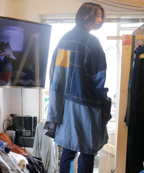 "まだ色彩になる前の三色" Signal Coat, reconstructed from denim and mix vintages