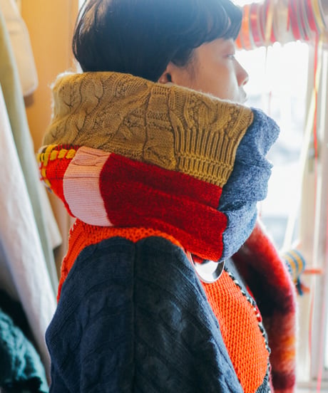 "リボンとラグ" Vintage knit Rebuild Muffler by Rug and Ribbon Stitch