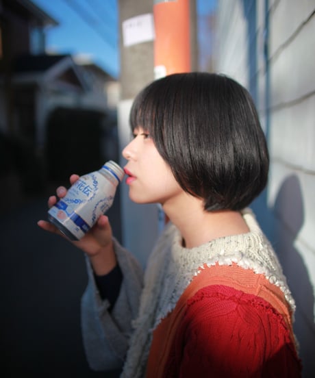 "その色情は不均衡なようで優しい手直しが繰り返されていた" Lust colors seemed to be unbalanced, and gentle repair was repeated