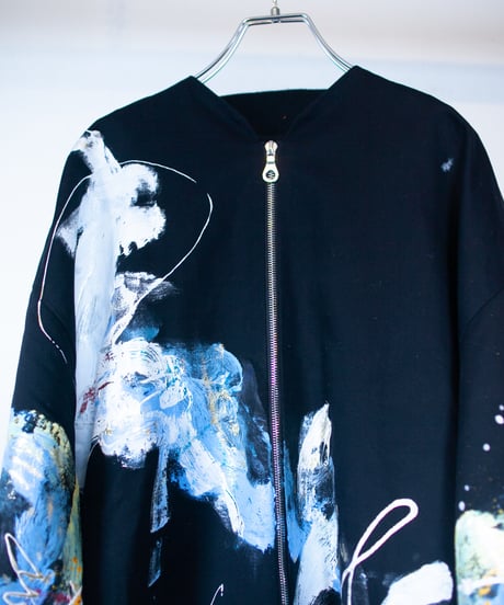 《0＜nisai+α≦Y》 riri zip painted coat / formed black