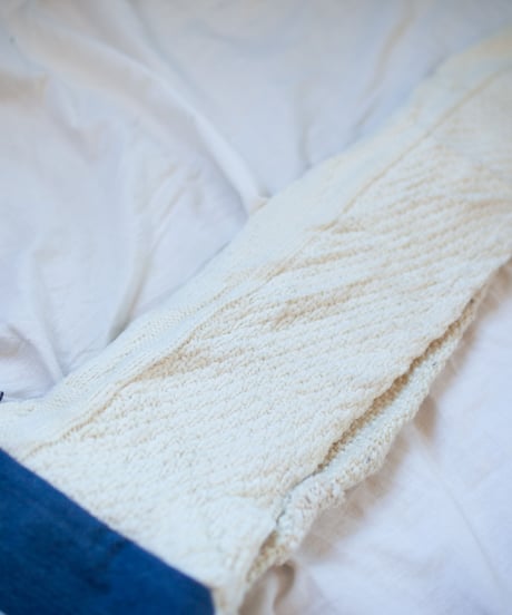 "つぎはぎのデニムニットフードマフラー 第五色" Patchwork denim knit hooded muffler, Rebuild by vintages