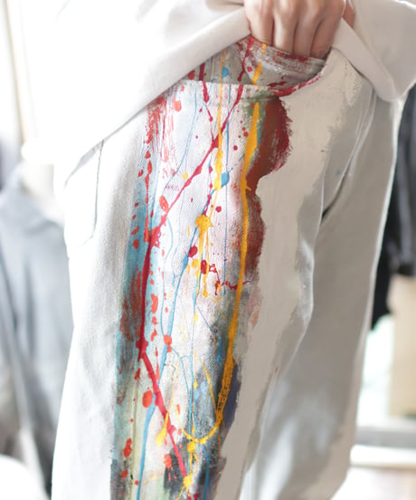 "重力の虹" Gravity's Rainbow, Based on Bleach Levis Orange tab
