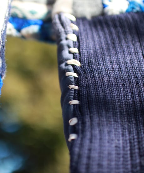 "青に抱かれる彼女のマフラー" Her muffler embraced by blue, Rebuild by vintages