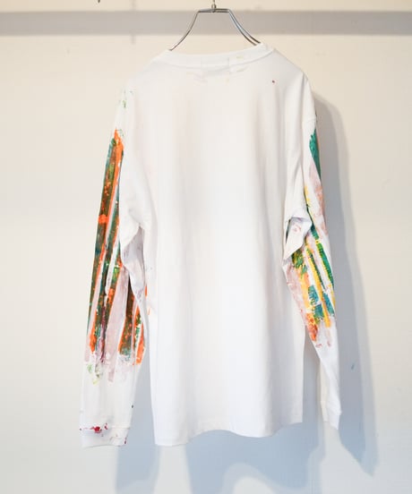 "色彩手刷りのロンT 2024年版 第一色" T-shirt with hand-printed colors