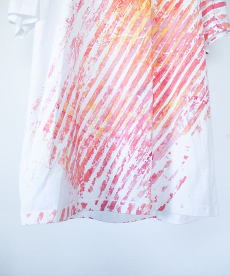 "色彩記録の手刷りのTシャツ 第十色" T-shirt by Analog silk screen overlay blurring hand-print