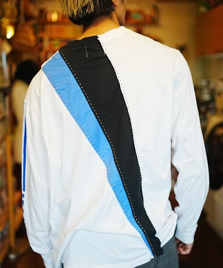 "音楽が鳴ってる" The music is playing, rebuild by vintages