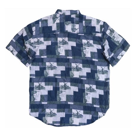 シルクシャツ