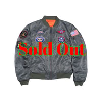 ALPHA INDUSTRIES(アルファインダストリーズ) MA1②