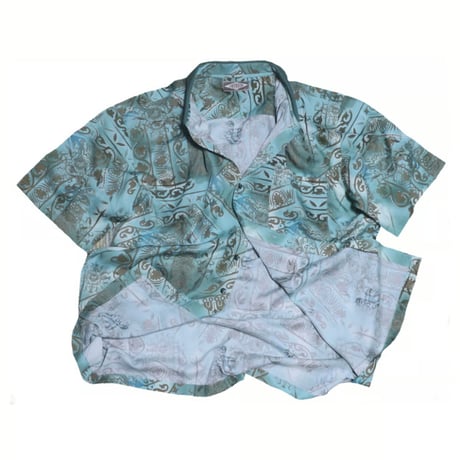 TOROY(トロイ) 総柄シャツ