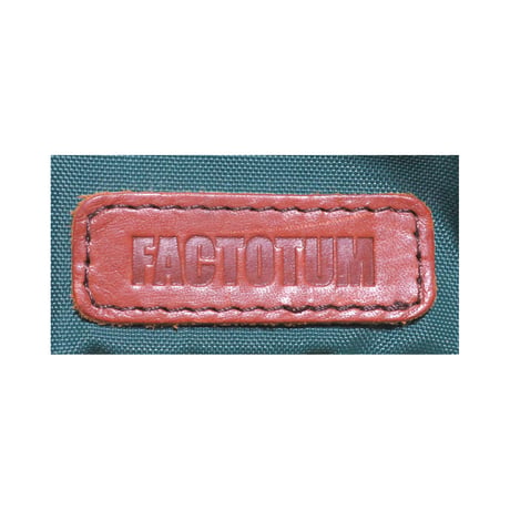 FACTOTUM(ファクトタム) ボディーバッグ